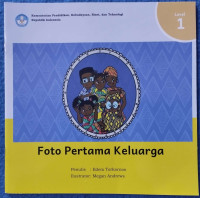 Image of Foto Pertama Keluarga